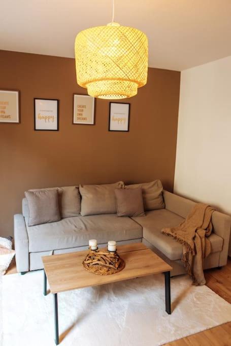 Central-Living Brown - Wifi - Netflix - 5 Pers Essen Eksteriør bilde